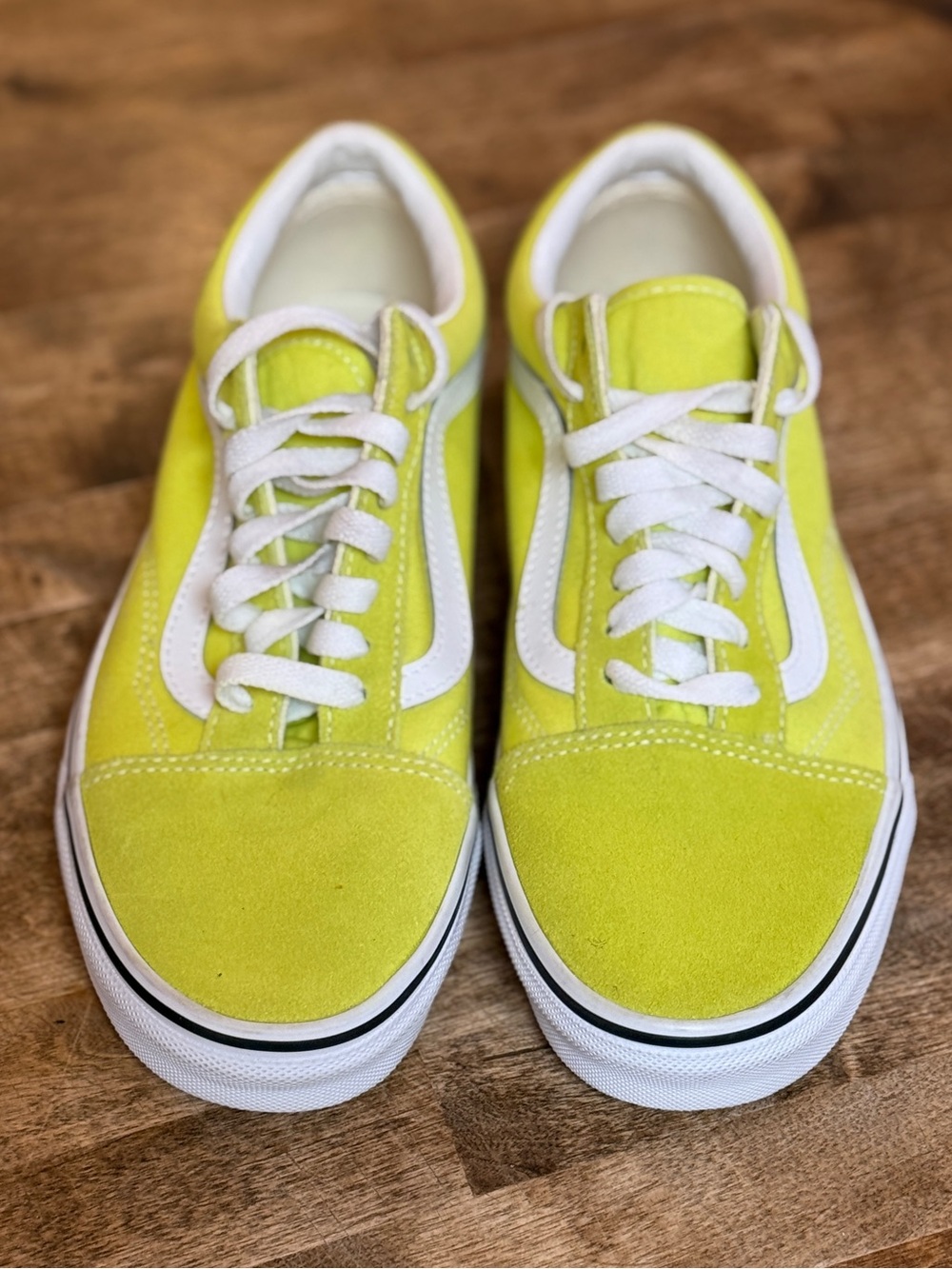 NWOT - Vans Neon Yellow and White Old Skool Sneakers